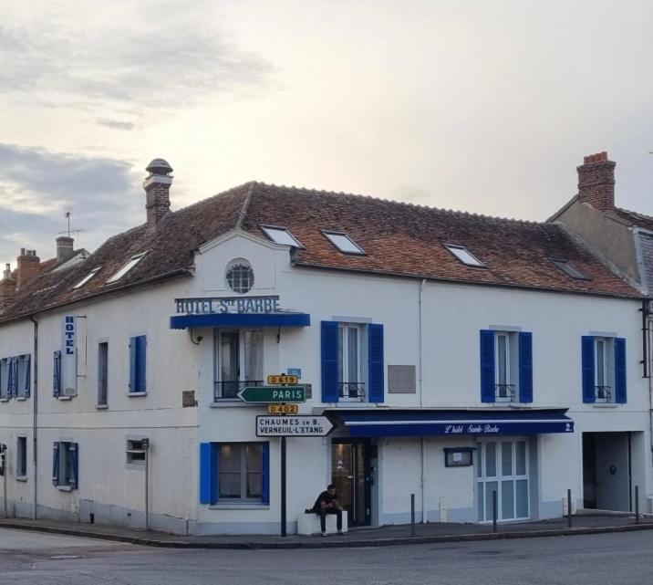 Hotel Sainte-Barbe Guignes-Rabutin Экстерьер фото