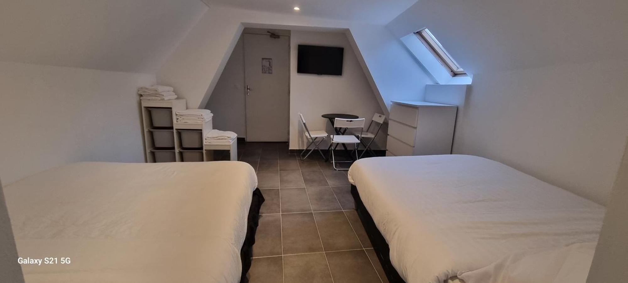 Hotel Sainte-Barbe Guignes-Rabutin Экстерьер фото